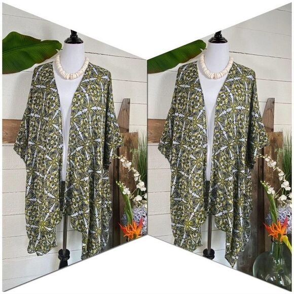 Beach Cover Up Open Front Poncho/Kimono - Picture 3 of 5